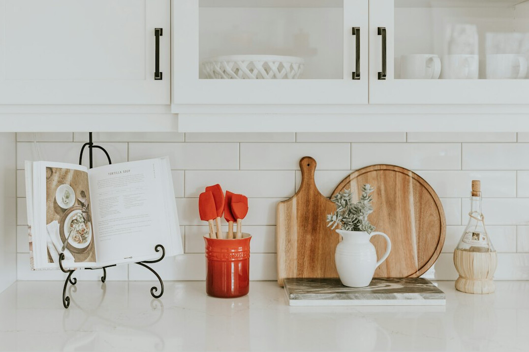 organized kitchen shelves